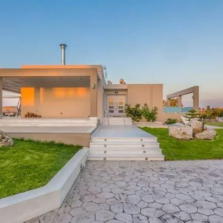 Fotaki Villa *